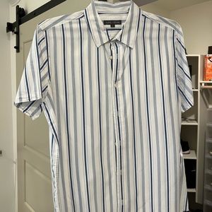 BRAND NEW NEVER WORN button up shirt size Large.